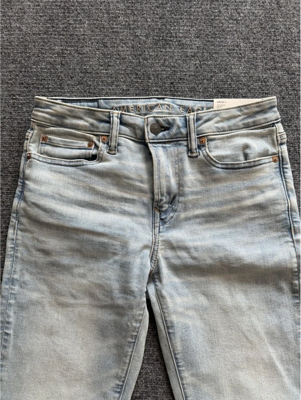 New with tags American Eagle 30x32 slim straight leg jean Airflex+ Stretch Soft